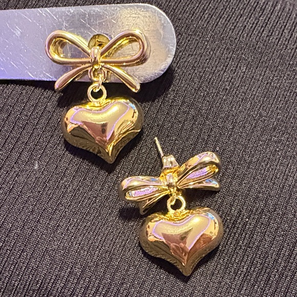 Gold Heart Bow Earrings 3’ - Picture 4 of 4